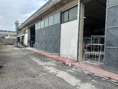 Foto Magazzino in via dei Metalmeccanici, Camaiore Capezzano Pianore