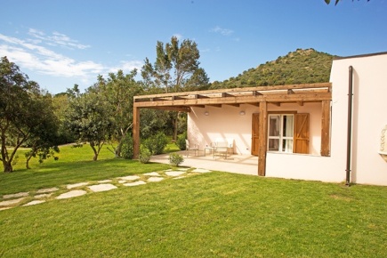 Foto Villa a schiera a Pula Is Molas di 180 m² con 4 locali in vendita