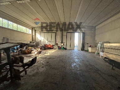 Foto Capannone industriale in Via Calabria snc, Acquaviva delle Fonti