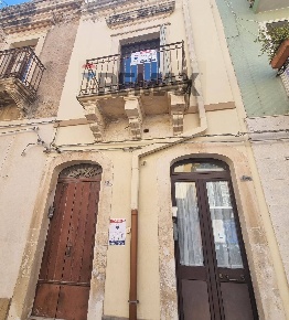 Foto Casa indipendente in Via Epicarmo 6264, Augusta Centro di 204 m²