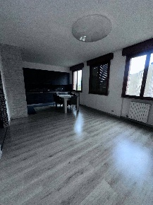 Foto Appartamento in via pilo, Fidenza Centro di 100 m² con 3 locali