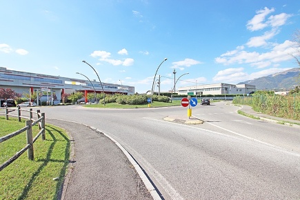 Foto Terreno residenziale a Mapello di 20000 m² in vendita