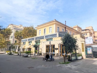 Foto Appartamento in via dei misenati, Roma Ostia Levante di 80 m²