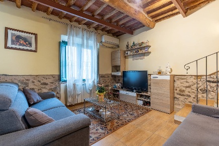 Foto Rustico in via nottolini, Lucca San Concordio di 110 m² con 6 locali
