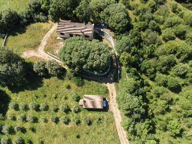 Foto Casale a Luogosanto di 180 m² con 6 locali in vendita