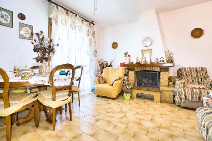 Foto Appartamento a Piombino Riotorto di 90 m² con 4 locali in vendita