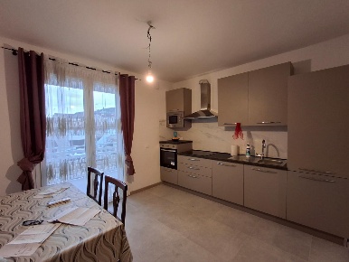 Foto Appartamento a Capraia e Limite Centro di 80 m² con 3 locali