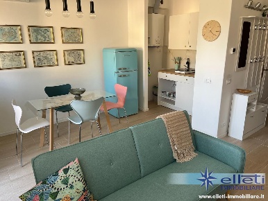 Foto Appartamento a Massa Marina di Massa Centro di 65 m² con 4 locali