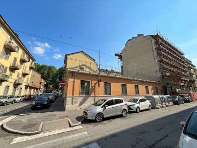 Foto Appartamento in Via Arezzo 5, Torino Don Bosco di 80 m² con 3 locali