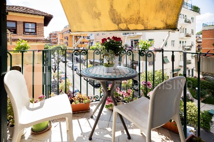 Foto Appartamento in Via Ceresio 34, Roma Africano - Villa Chigi di 156 m²