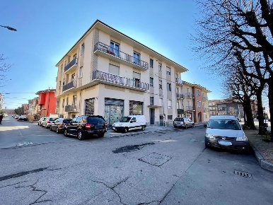 Foto Appartamento in Viale Industria 35, Bra Centro di 70 m² con 2 locali