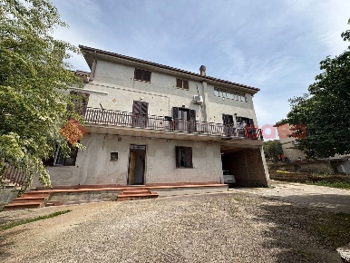 Foto Appartamento in Via nettunense 105, Aprilia Campoleone Di Lanuvio