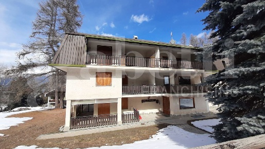 Foto Appartamento in Via DOLMAIRE 27, Sauze d'Oulx di 50 m² con 2 locali