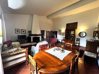 Foto Appartamento in Via Collina, Serravalle Pistoiese di 160 m² in vendita