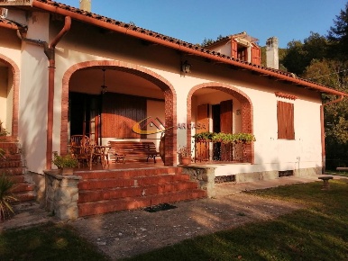 Foto Loft a Arezzo di 540 m² con 12 locali in vendita