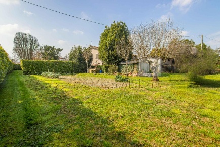 Foto Villa bifamiliare in Via Ponte 88, Barbarano Mossano di 301 m²