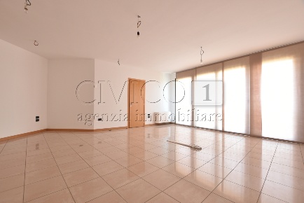 Foto Ufficio in Via Euganea, Selvazzano Dentro Selvazzano Centro di 50 m²
