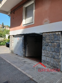 Foto Posti auto in Via dell'Alloro 28, Genova Sestri Ponente di 13 m²