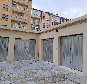Foto Posti auto in VIA BIANCHI 34, Torino Parella di 15 m² con 1 locali