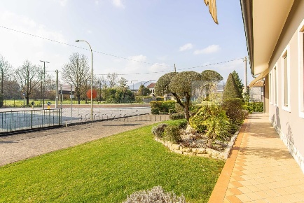 Foto Villa bifamiliare in Via Ponte 88, Barbarano Mossano di 253 m²