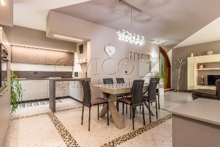 Foto Villa bifamiliare in Via Ponte 88, Barbarano Mossano di 253 m²