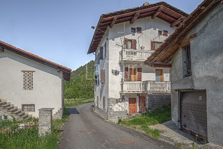 Foto Casa indipendente in Frazione Champlong Vaillon, Villeneuve di 212 m²
