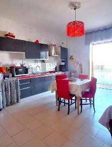 Foto Appartamento in Via Taranto, Casoria di 120 m² con 3 locali in vendita