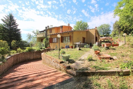 Foto Appartamento a Castelnuovo Berardenga San Giovanni A Cerreto di 167 m²