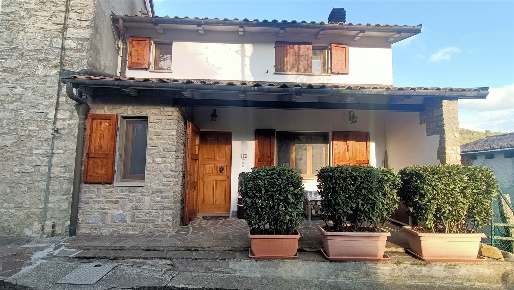 Foto Casa indipendente a Camugnano di 90 m² con 4 locali in vendita