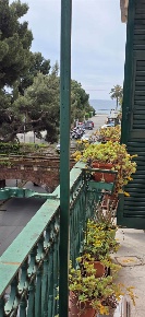 Foto Appartamento a Savona Centro Storico di 100 m² con 5 locali in affitto