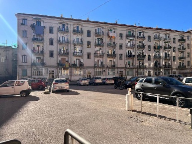 Foto Appartamento in Via Arce 47, Salerno Centro di 96 m² con 3 locali