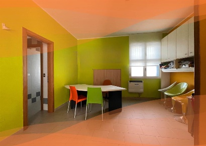 Foto Ufficio in Via De Coubertin, Potenza Centro di 34 m² con 1 locali