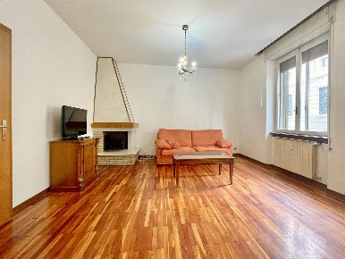 Foto Appartamento a Mantova Centro di 105 m² con 3 locali in vendita
