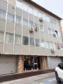 Foto Ufficio in PIAZZA MARCONI 50, Caltanissetta Centro di 90 m² in vendita