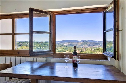 Foto Villa bifamiliare a Firenze Cinque Vie di 203 m² con 5 locali