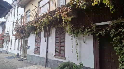 Foto Appartamento in via garibaldi 79, Barzanò Centro di 120 m² in vendita