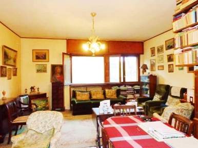 Foto Appartamento a Pisa San Francesco di 108 m² con 4 locali in vendita
