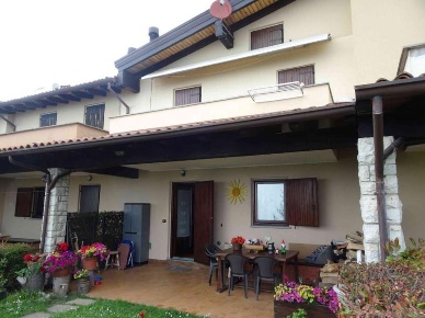 Foto Appartamento a Grone San Fermo di 58 m² con 4 locali in vendita