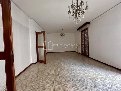 Foto Appartamento a Pisa Santa Maria di 120 m² con 5 locali in vendita
