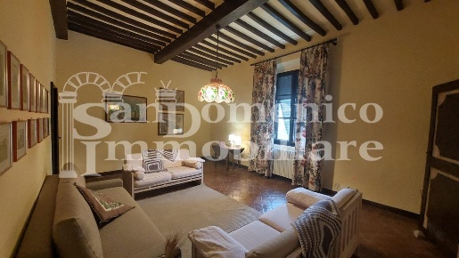 Foto Appartamento a Vicopisano Piana Di Noce di 100 m² con 3 locali