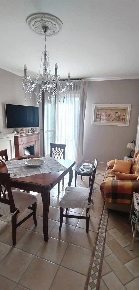 Foto Appartamento a Montignoso Debbia, Cervaiolo di 85 m² con 4 locali