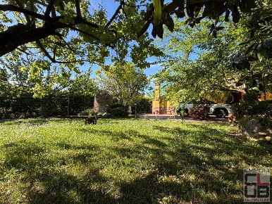 Foto Casa indipendente a Empoli Ponzano di 190 m² con 5 locali in vendita