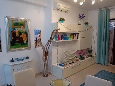 Foto Appartamento a Carrara Marina di Carrara di 90 m² con 4 locali