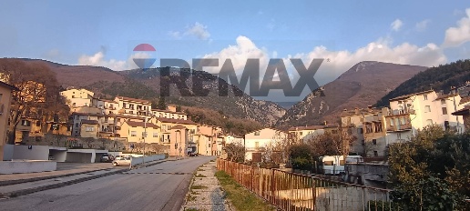 Foto Casa indipendente in Via Borgovalle 23, Gualdo Tadino Centro di 193 m²