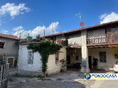 Foto Appartamento a Passirano Monterotondo di 78 m² con 3 locali in vendita