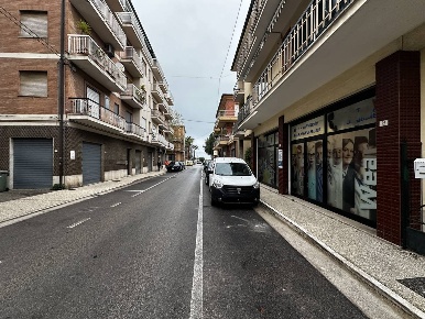 Foto Cessione attività in VIA MERCANTINI, Pedaso di 95 m² con 2 locali