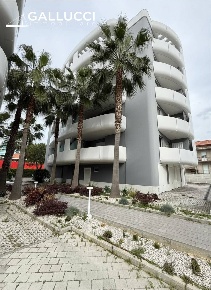 Foto Appartamento in via verrotti 52, Montesilvano di 67 m² con 3 locali