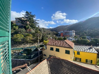Foto Appartamento a Genova Molassana di 63 m² con 5 locali in vendita