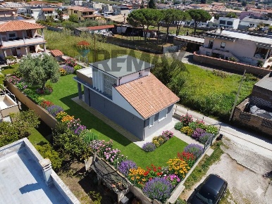 Foto Villa unifamiliare in via Assunta, Anzio Rinascimento di 80 m²