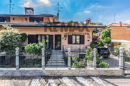 Foto Villa unifamiliare in Via Missori 22, Rho San Carlo - San Paolo